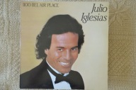 Julio Iglesias – 1100 Bel Air Place