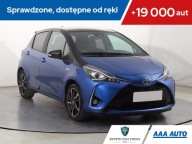 Toyota Yaris 1.5 Hybrid, Salon Polska