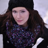 chusta apaszka kwiaty kwiatki komin szalik ciemny boho