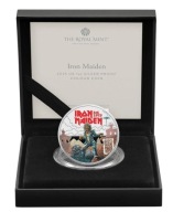 2 funty Iron Maiden legendy muzyki srebrna certyfikat UK 2025 BOX LTD Eddie