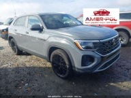 Volkswagen Atlas Cross Sport, 2024r., 4x4, 2.0L 2.0 Benzyna 269KM