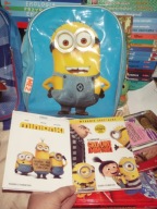 MINIONKI plecak, 2 filmy, kubek i lampka, super zestaw