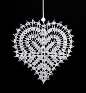 Zawieszka ozdoba na okno szydełkowa 20x18 (Z141)