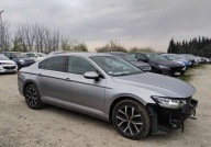 Volkswagen Passat 2021r, 1.5TSI. AUTOMAT. Uszkodzony lewy przod i tyl. Je