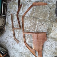 FIAT 126p PRAWY BOK POSZYCIE BŁOTNIK SŁUPEK FL