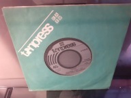 Puzzle - Living In Love 7'' S-374 EX