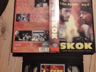 SKOK - SENSACYJNY - PERRY - KASETA VHS