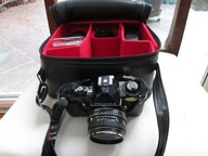 PENTAX ME z PENTAXEM 50 / 1,7 135/2,8 28/2,8 CZARNY