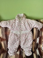 KOMBINEZON DZIEWCZĘCY JEDNO CZĘŚCIOWY Z KAPTUREM 6- 9 MIESIĘCY