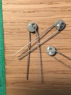 Kondensator ceramiczny 3,9 pF (+/-0,5 pF), 250 V