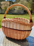 Koszyk zakupowy z polskiej wikliny