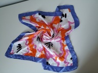 Śliczna markowa apaszka chusta Primark Cares