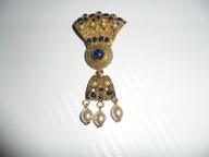 stara broszka pozlacana w stylu secesji