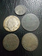Zestaw pięciu starych monet