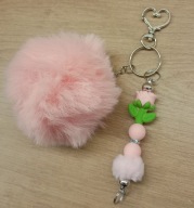 Brelok damski Róża zawieszka pompon 6423 Oliwia Kurowska, Kuba Kurowski