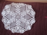 Biała , koronkowa serweta z grubych nici - średnica 50cm - bdb !!