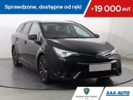 Toyota Avensis 2.0 D-4D, Salon Polska