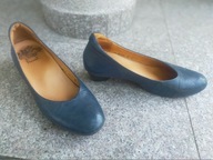 THINK nr 42 superwygodne granatowe czółenka na słupku skóra