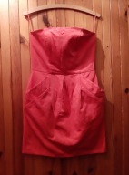 Seksowna, obcisła, różowa sukienka Belle by Oasis