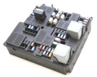 SKRZYNKA BEZPIECZNIKÓW 31473771 VOLVO XC90 II