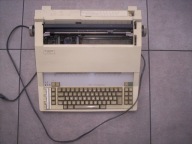 Maszyna do pisania elektroniczna CANON AP1000.