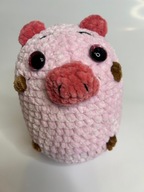 Różowy prosiaczek wykonany na szydełku pluszak maskotka świnka