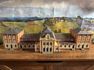 Dworzec ,piękny ,duży model