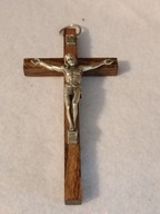 Drewniany krzyżyk ścienny