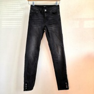 Świetne czarne jeansy damskie skinny Reserved 34 basic denimwear (098)