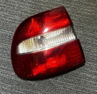 ŁADNA LAMPA LEWA TYLNA LEWY TYŁ VOLVO V40 30621887 285901