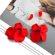 KOLCZYKI długie PŁATKI RÓŻ satynowe KARMAZYN red Dzień Kobiet