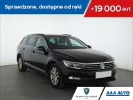 VW Passat 2.0 TDI, Automat, Navi, Klima