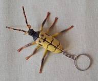 Breloczek żółty żuk owad