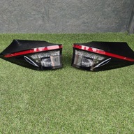 TOYOTA YARIS CROSS LAMPY TYLNIE TYŁ