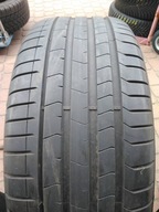 Pirelli P Zero 255/40 R21 6,6mm