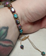 BRANSOLETKA Z FIOLETOWYMI TURKUSAMI
