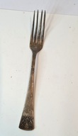 Stary ozdobny widelec sygnowany nazwiskiem [6]