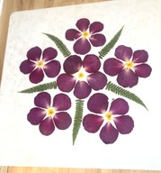 stolik kawowy - drewno- zywica epoksydowa -płatki róz zatopione w zywicy