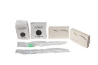 Zestaw podręcznych hotelowych kosmetyków szczoteczka do zębów czepek