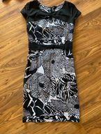 Czarno biała sukienka quiosque 38 ciekawy wzór