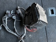 SKRZYNKA BEZPIECZNIKÓW VW PASSAT B7 1.6TDI CAY