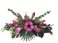 Stroik cmentarz wiosna kalie róże tulipany malina