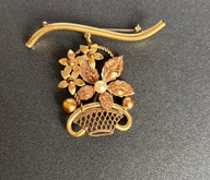 vintage broszka piękna kosz z kwiatami Kreisler w złotym tonie l 40 prezent