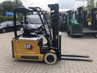 NOWY ELEKTRYCZNY WÓZEK WIDŁOWY CATERPILLAR CAT EP20N2T O UDŹWIGU 2000 KG