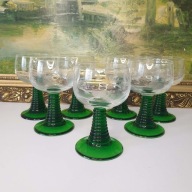Kieliszki Römer vintage | zielona nóżka | szlifowane szkło | 7 szt. | retro