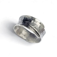 Kuty pierścionek - obrączka ze srebra, regulowany.