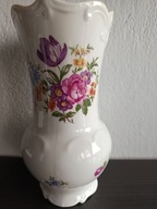 PORCELANOWY WAZON Z MOTYWEM KWIATOWYM