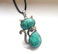 Wisiorek z kotkiem, turkusowy kot w srebrnej oprawie