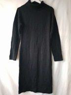 Sukienka czarna dzianinowa z golfem - M/L