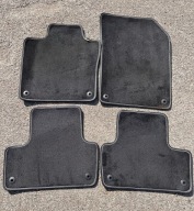 Volvo XC60 II R-Design wycieraczki dywaniki welurowe oryginalne komplet